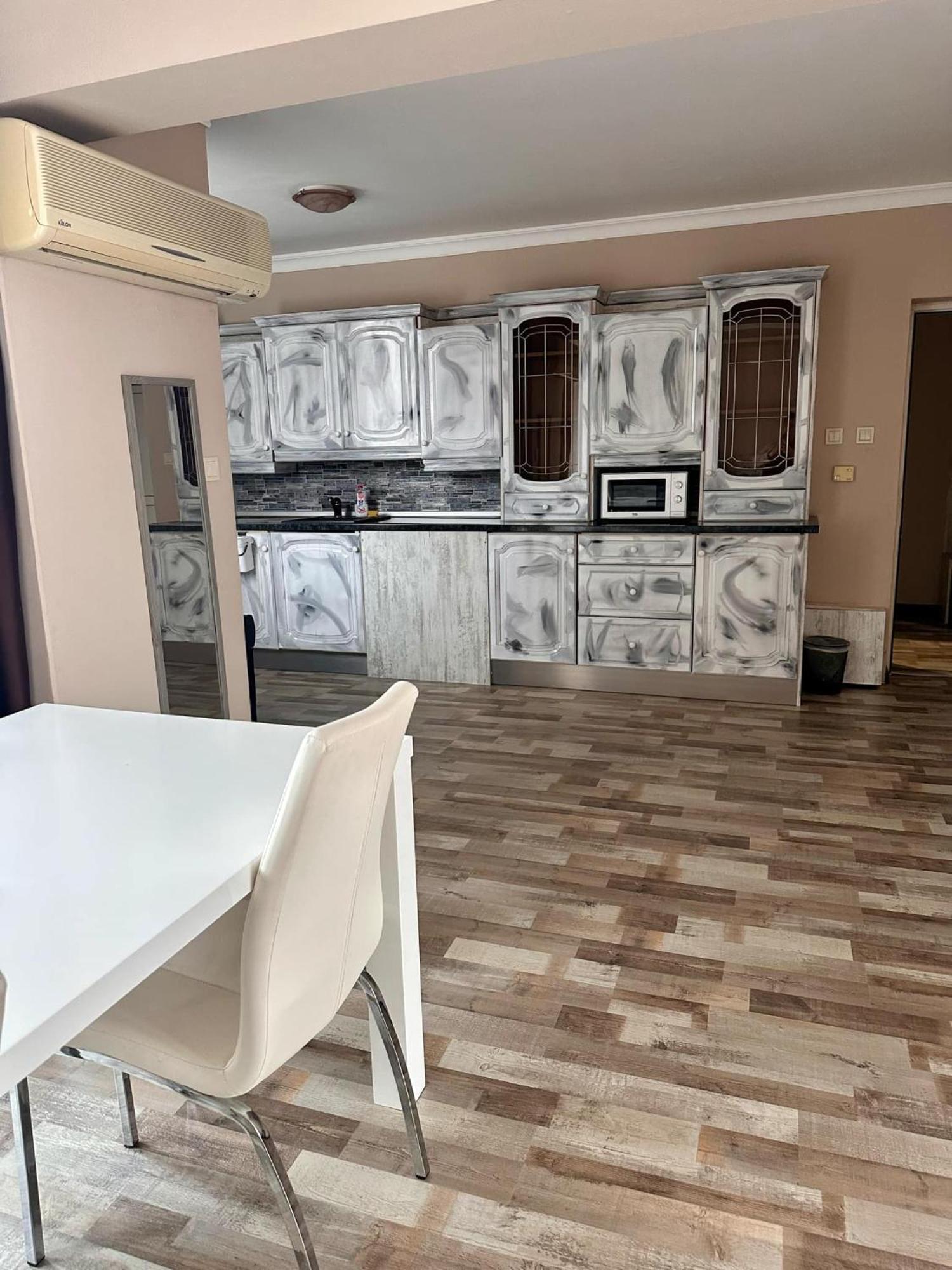 Hotel Oppium Restaurant & Garden Русе Экстерьер фото