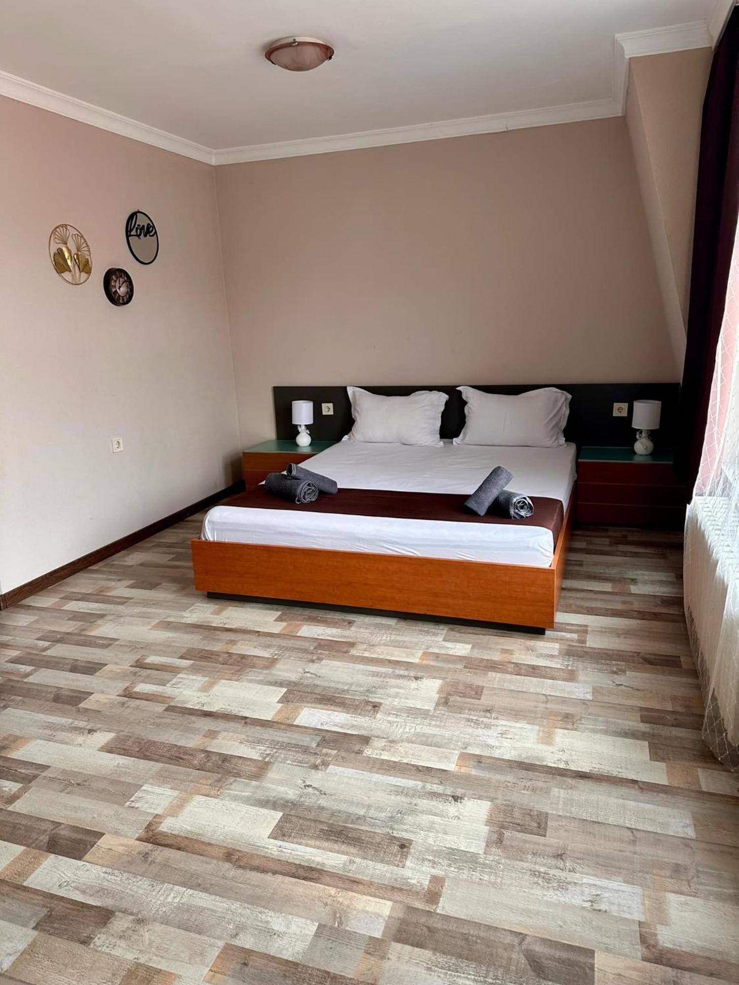 Hotel Oppium Restaurant & Garden Русе Экстерьер фото