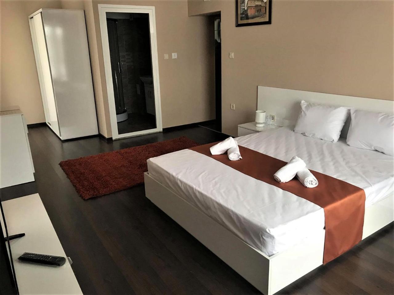 Hotel Oppium Restaurant & Garden Русе Экстерьер фото