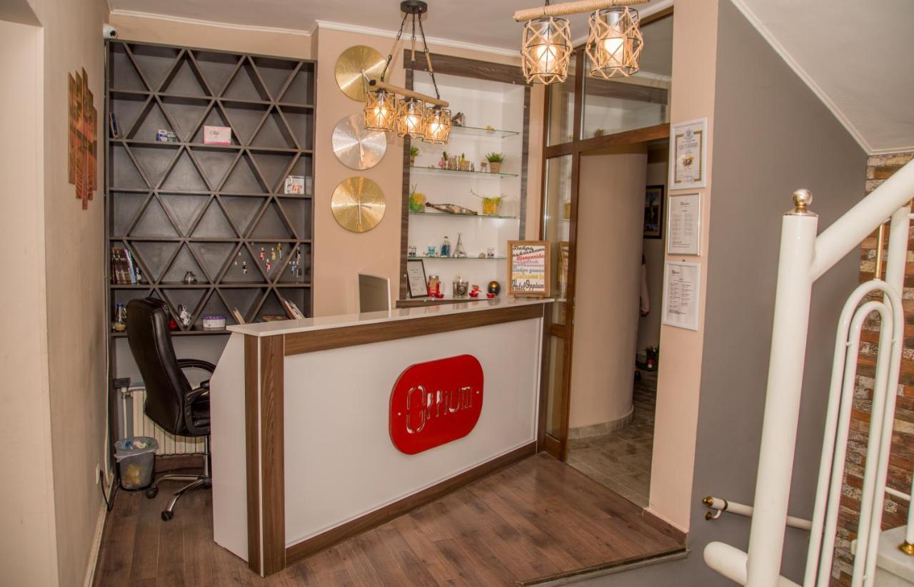 Hotel Oppium Restaurant & Garden Русе Экстерьер фото