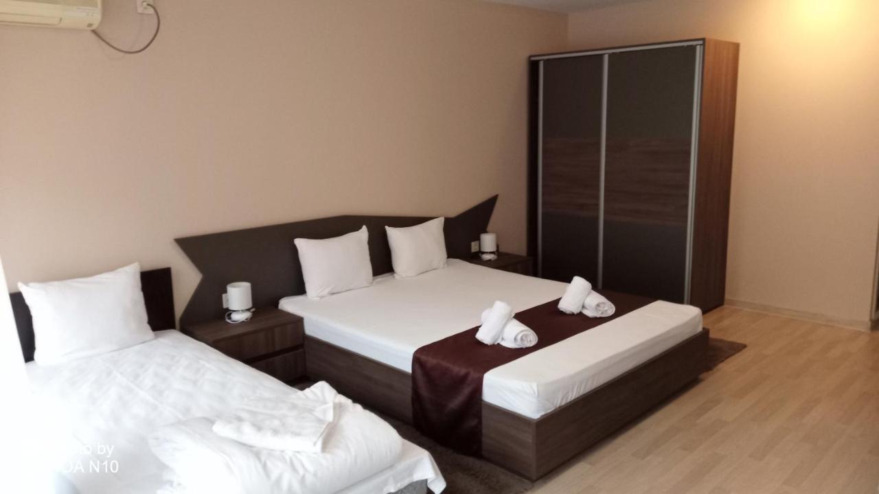 Hotel Oppium Restaurant & Garden Русе Экстерьер фото